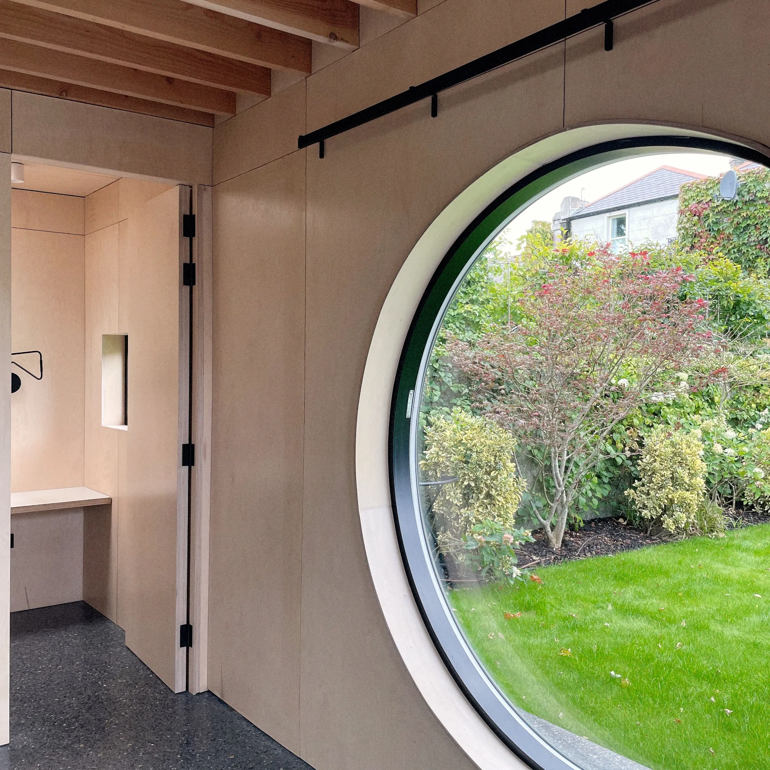 Sandycove Garden Room